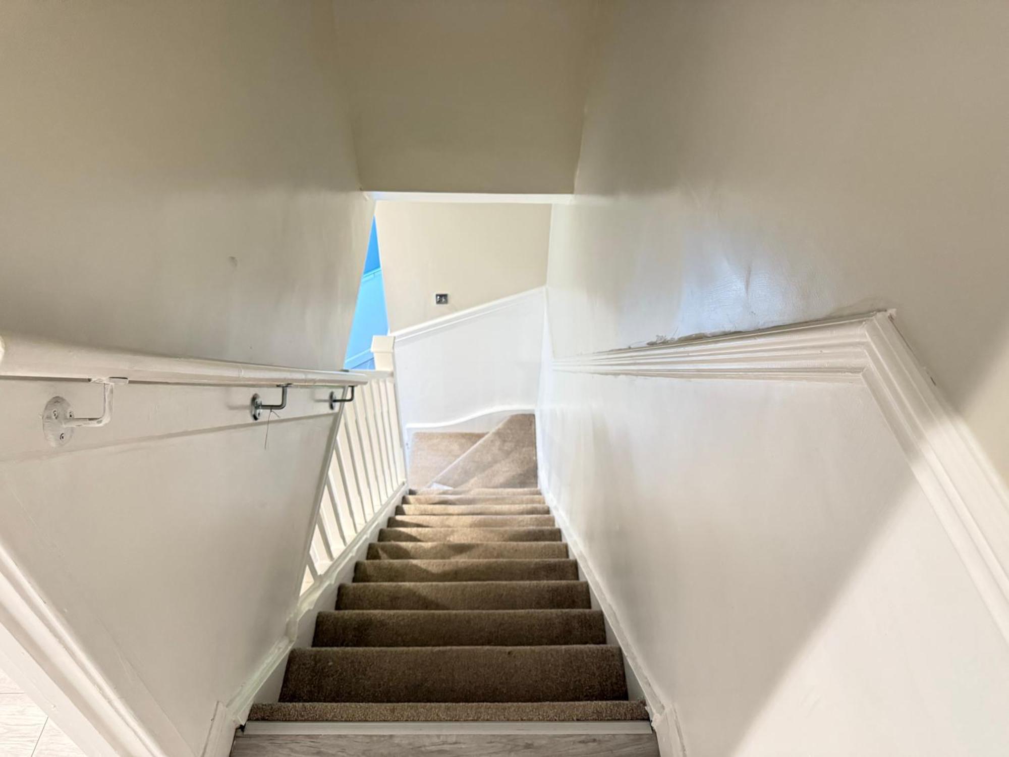 5 Bed Town House Within City Centre And Sleeps Up To 11 With Sky And Netflix Birmingham Bagian luar foto